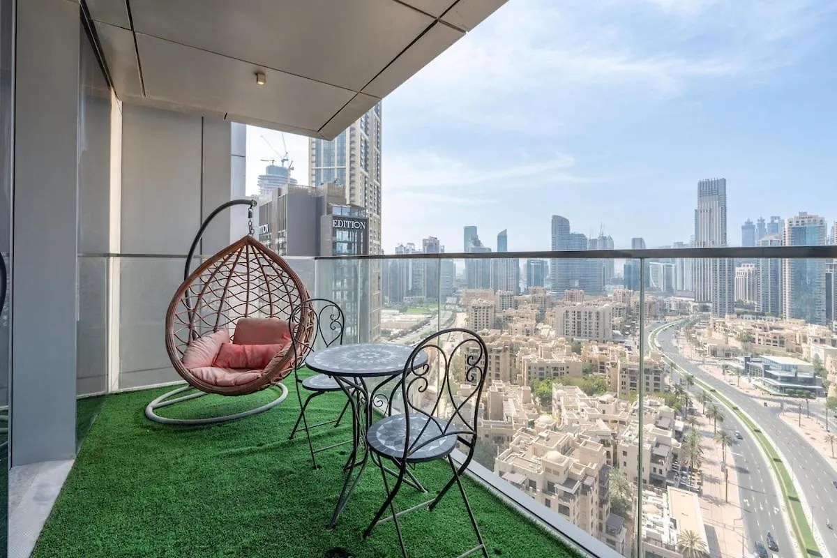 King 2Br With Burj Khalifa View In Boulevard Point Dubai Apartment