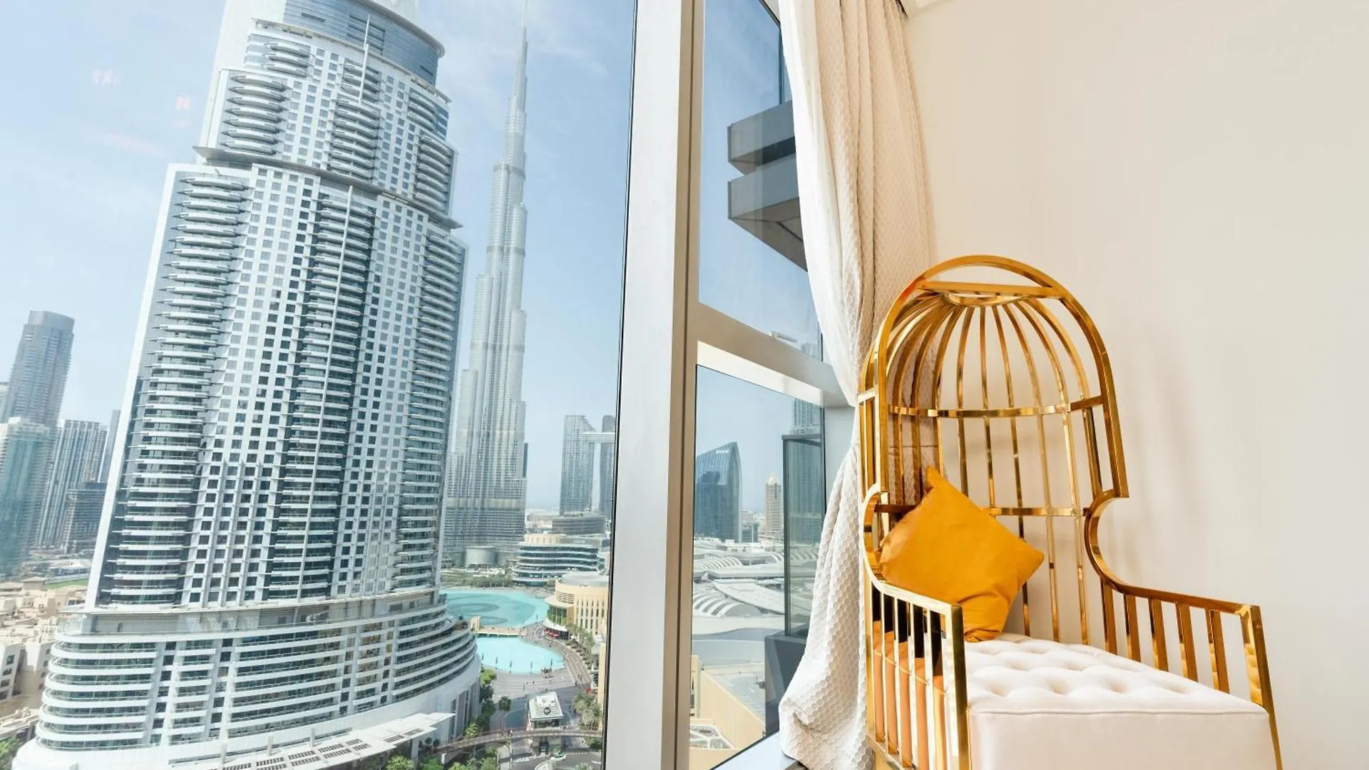 King 2Br With Burj Khalifa View In Boulevard Point Dubai Apartment
