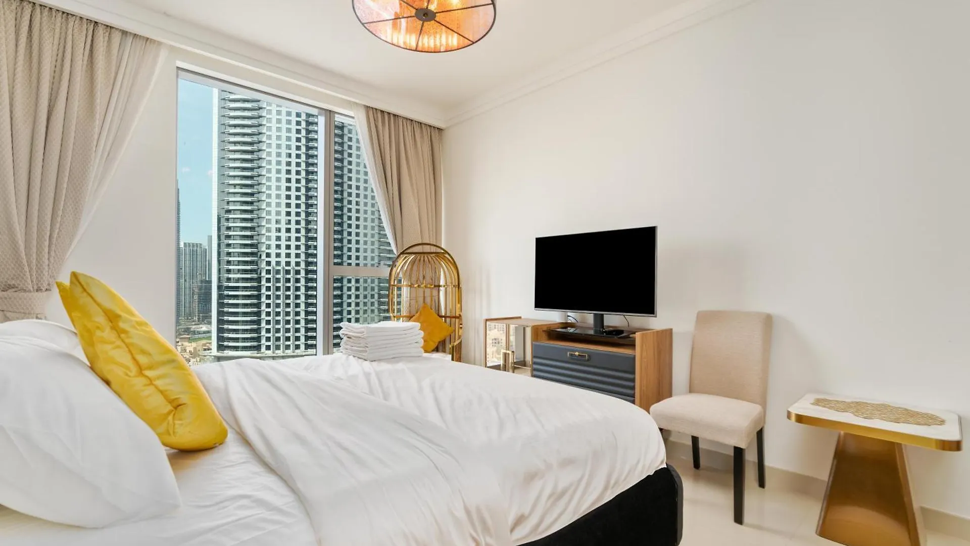 Apartment King 2Br With Burj Khalifa View In Boulevard Point Dubai United Arab Emirates