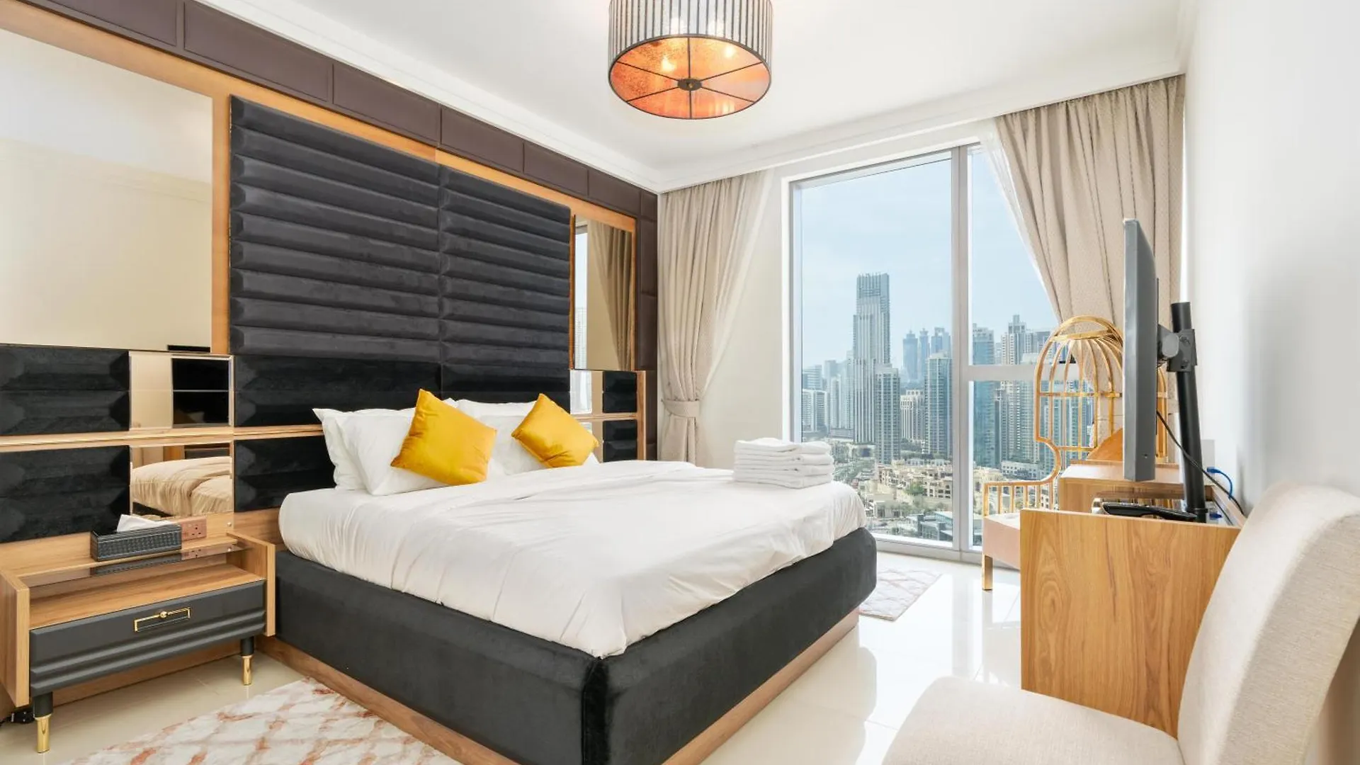 King 2Br With Burj Khalifa View In Boulevard Point Dubai