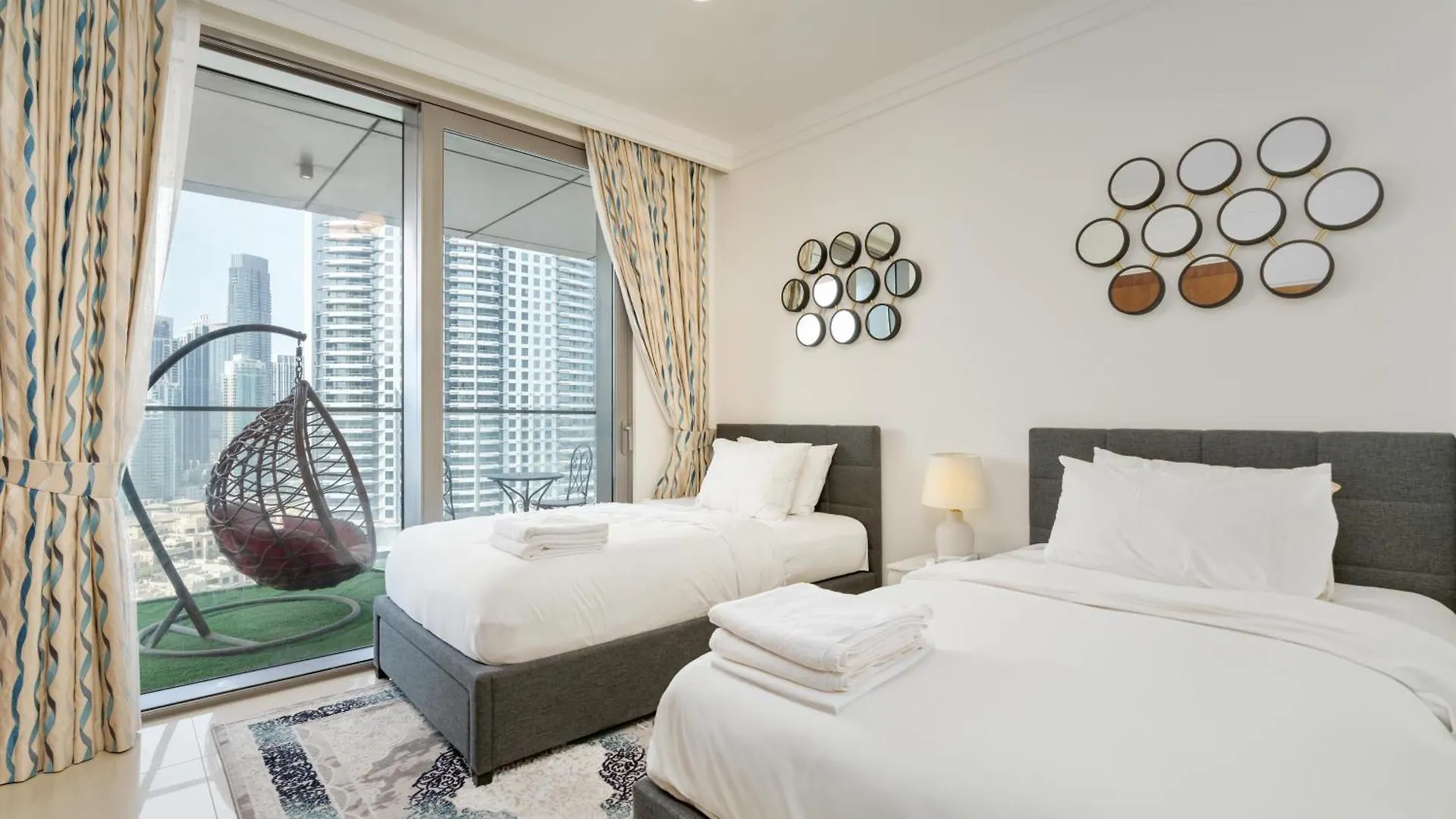 King 2Br With Burj Khalifa View In Boulevard Point Dubai